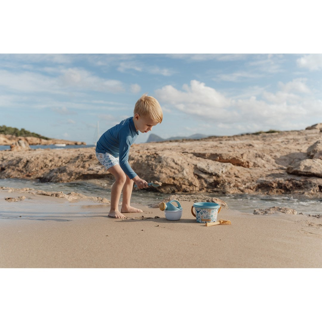 Ensemble de plage avec seau, arrosoir, râteau et pelle pour enfants
