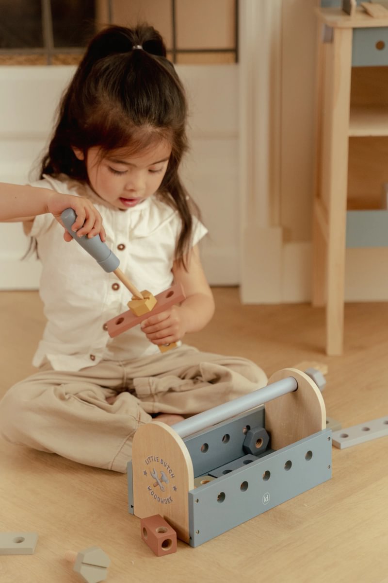 Wooden Tool Box for Children | Schmatzepuffer
