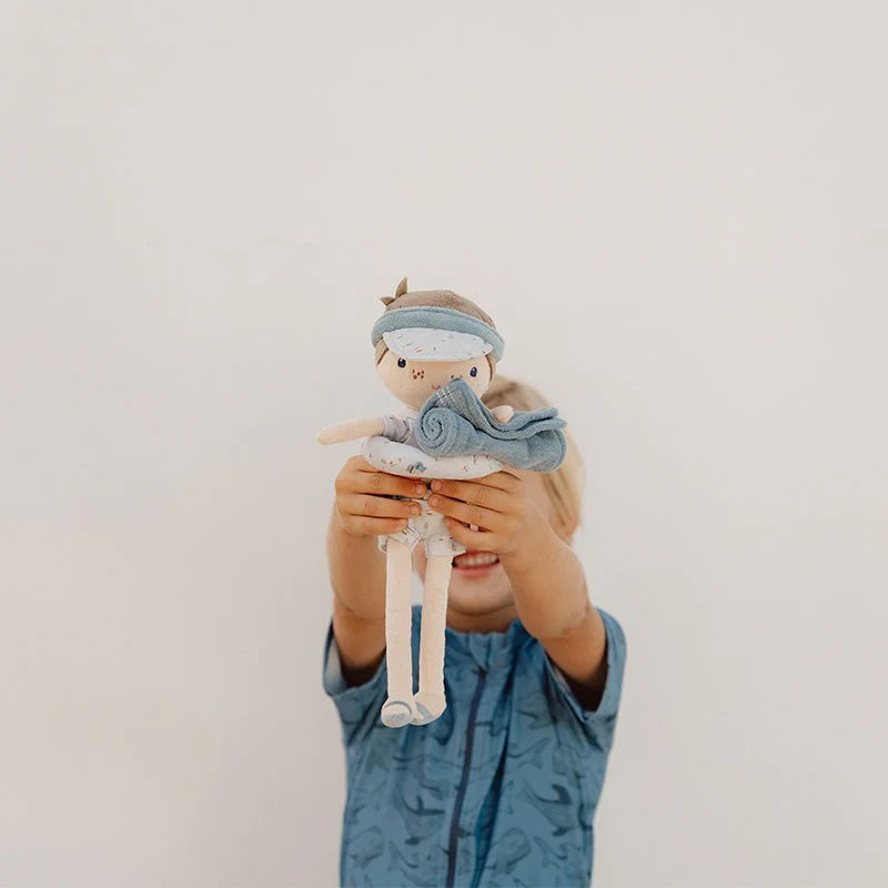Poupée en tissu Jim Édition Été – Poupée douce pour enfants