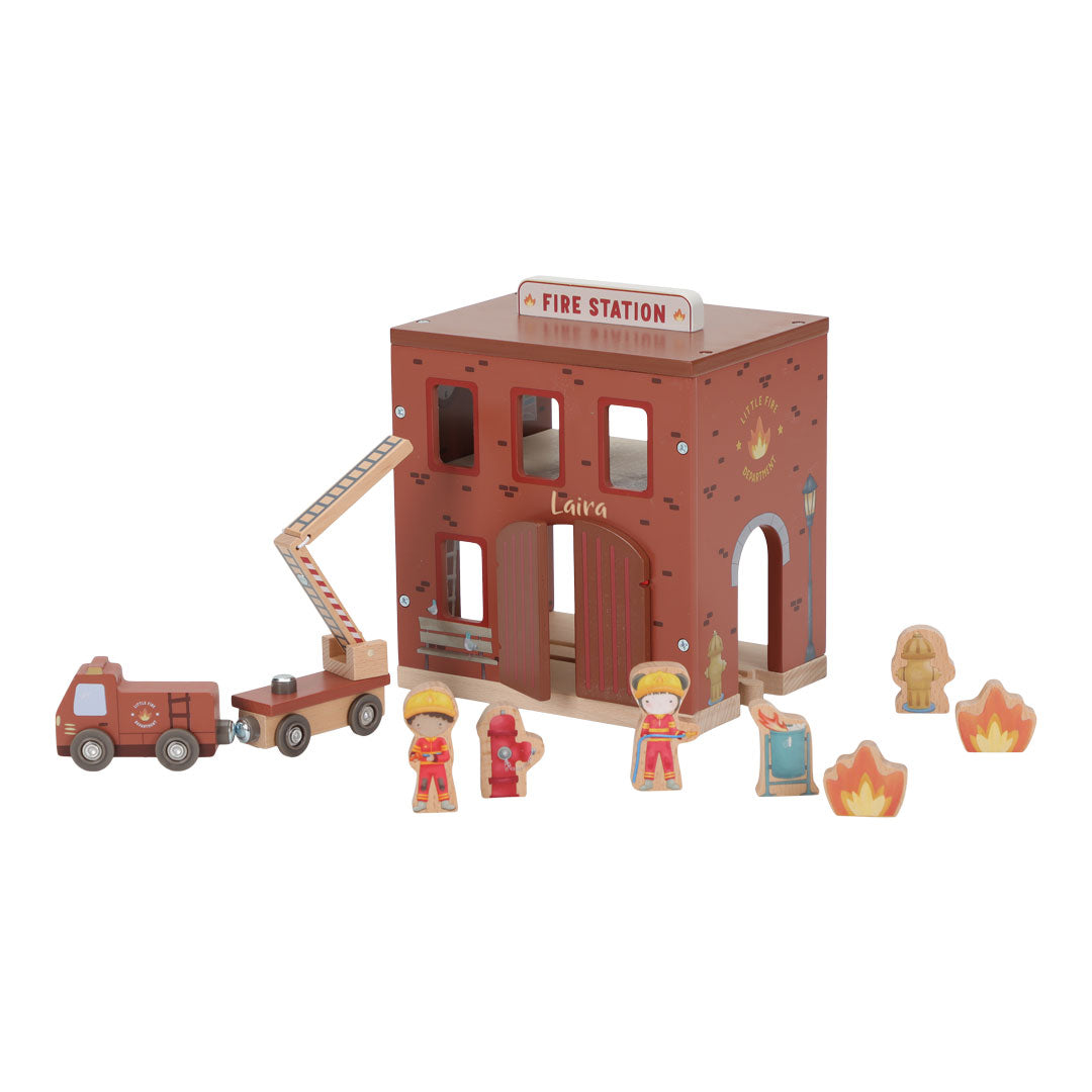 Personalized wooden train station | Schmatzepuffer