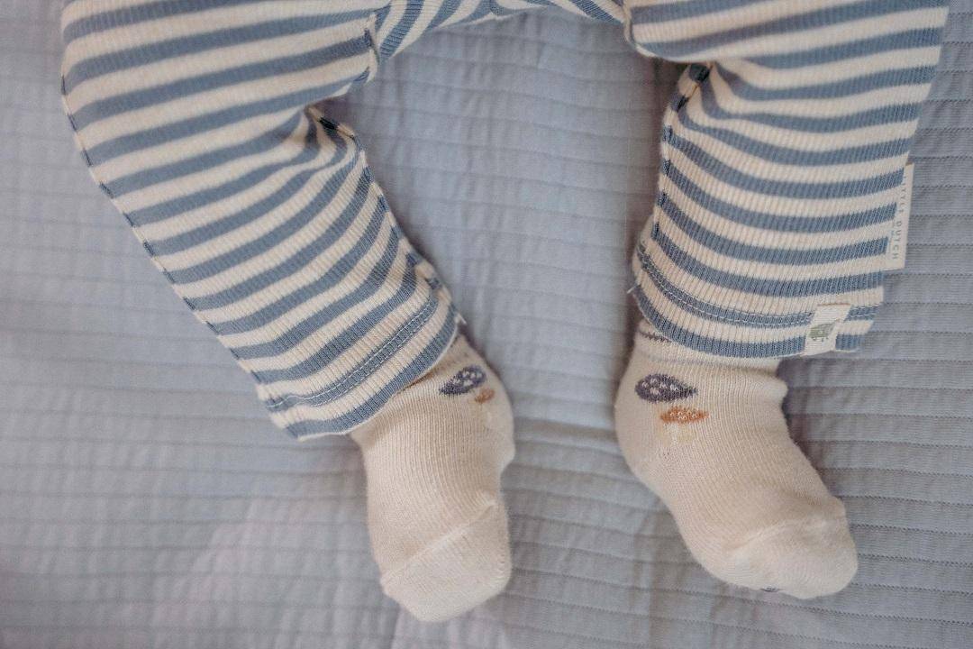 Pantalon à rayures bleu pierre | Little Dutch