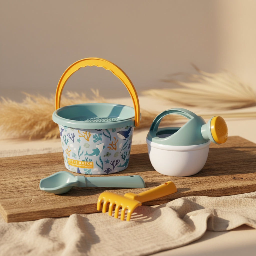 Ensemble de plage avec seau, arrosoir, râteau et pelle pour enfants