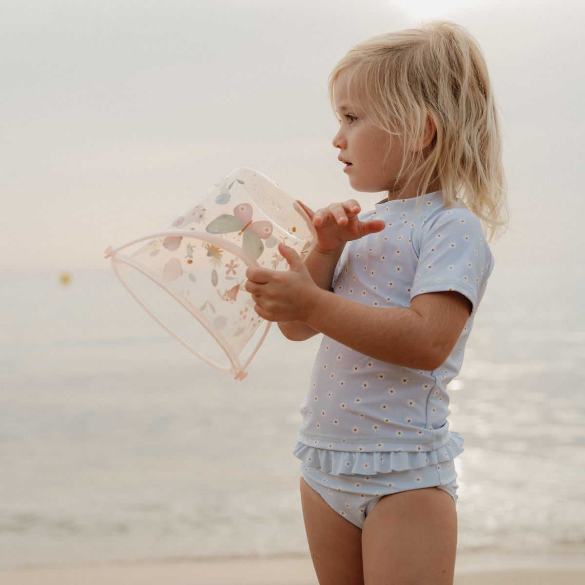 Bucket Flowers &amp; Butterflies | Little Dutch