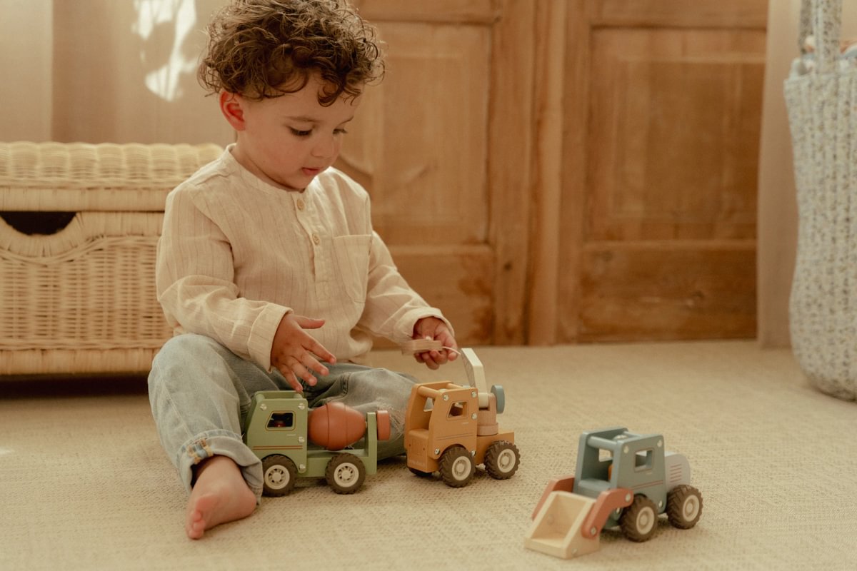Personalized wooden toy bulldozer with engraving – baby gift with name