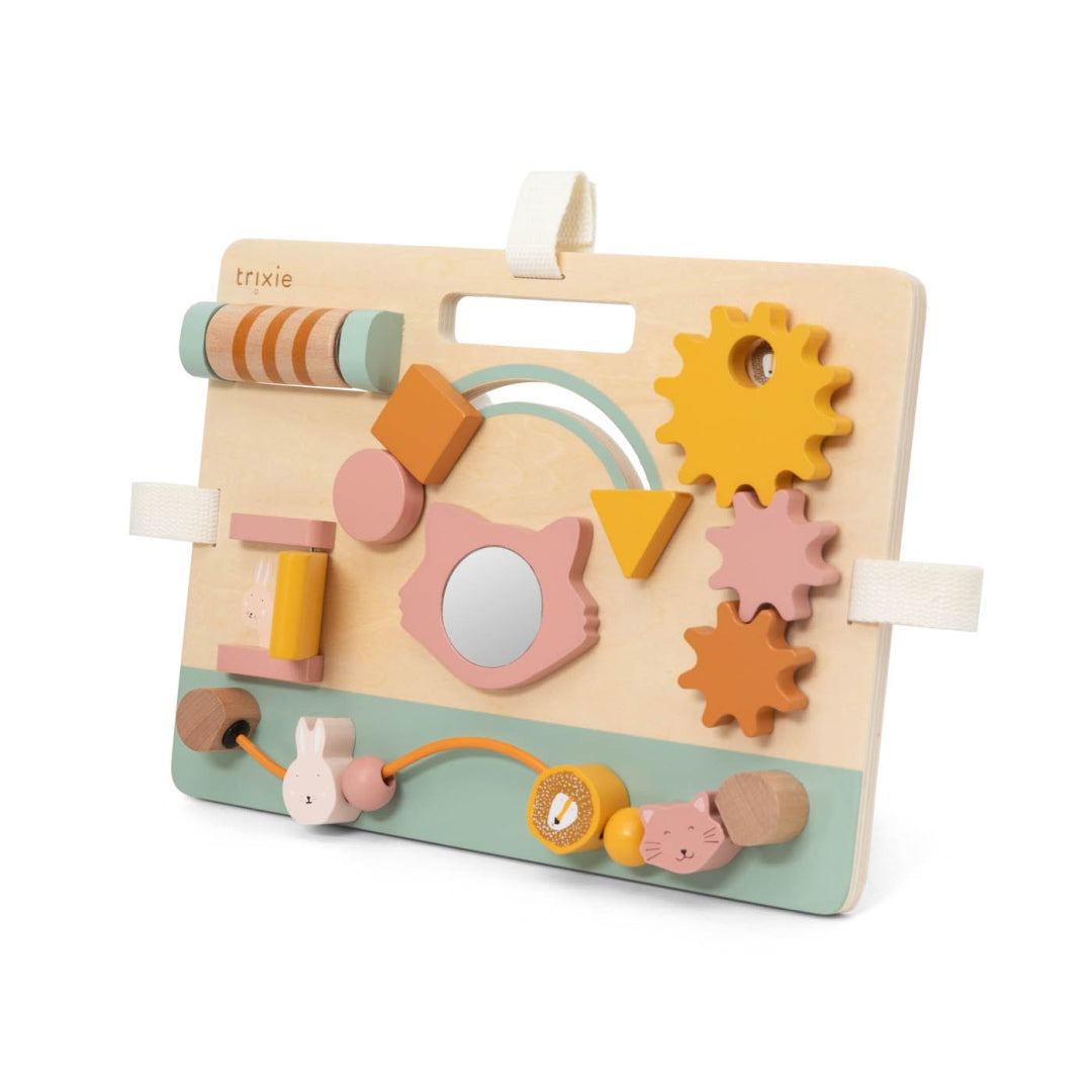 Wooden activity board - female cat | Trixie