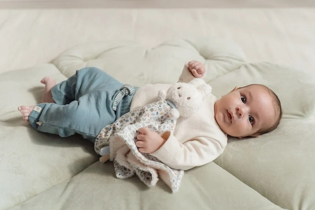 Comforter rabbit Lucky Leaves x Miffy