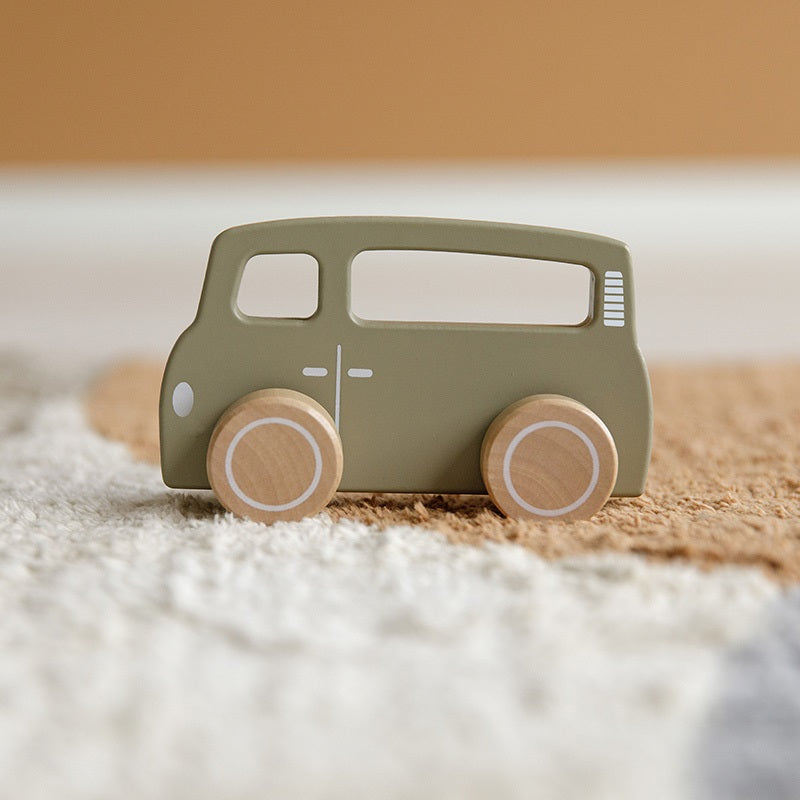 Wooden bus Olive